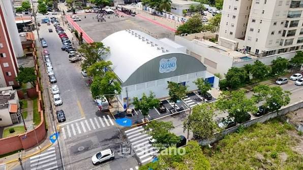 foto de drone do mercado municipal de Suzano